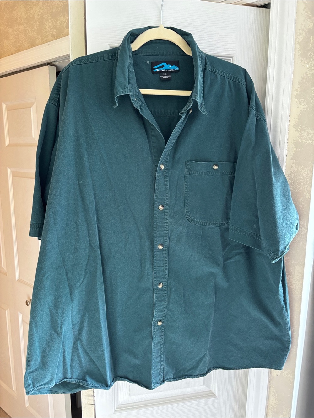 Men's Short-Sleeve Button-Down Shirt in Teal by Tri-Mountain